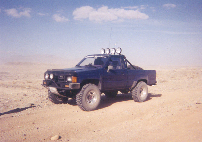 4x4 desertnoyellow.jpg