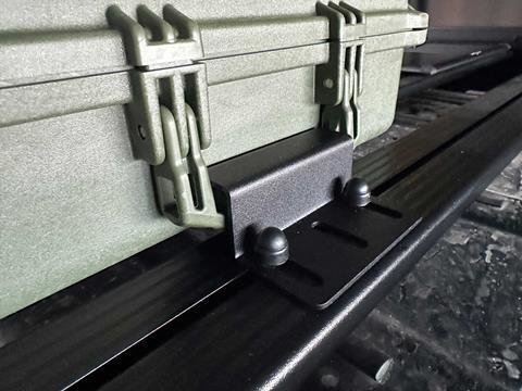 5069_pelicancasemountinstall7_910612.jpg