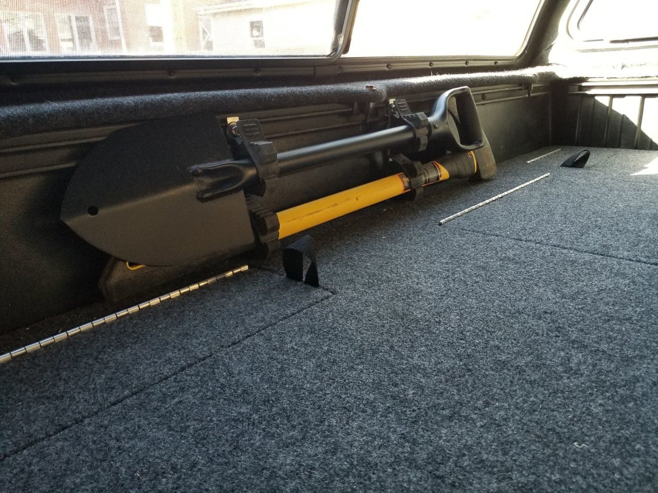 50_axe_shovel_ce07fc31706426677d80e9762e8cead0b9a08fe5.jpg