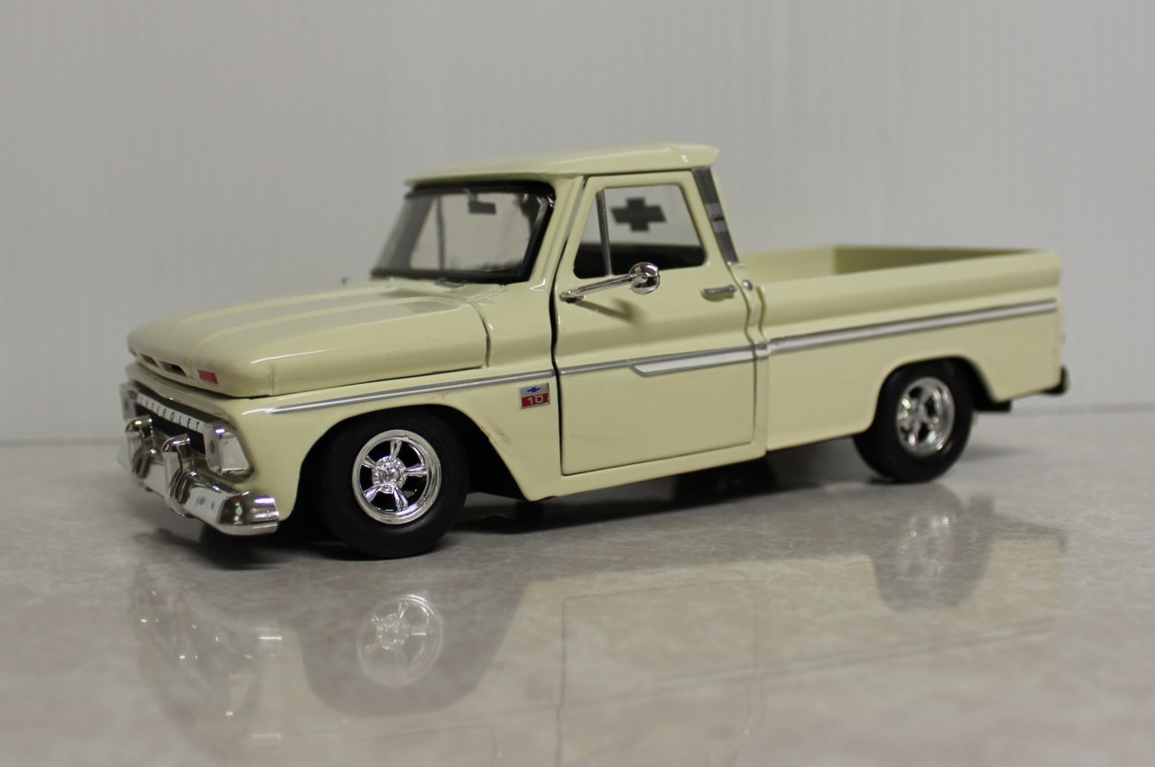 5323 hot wheels 012.jpg