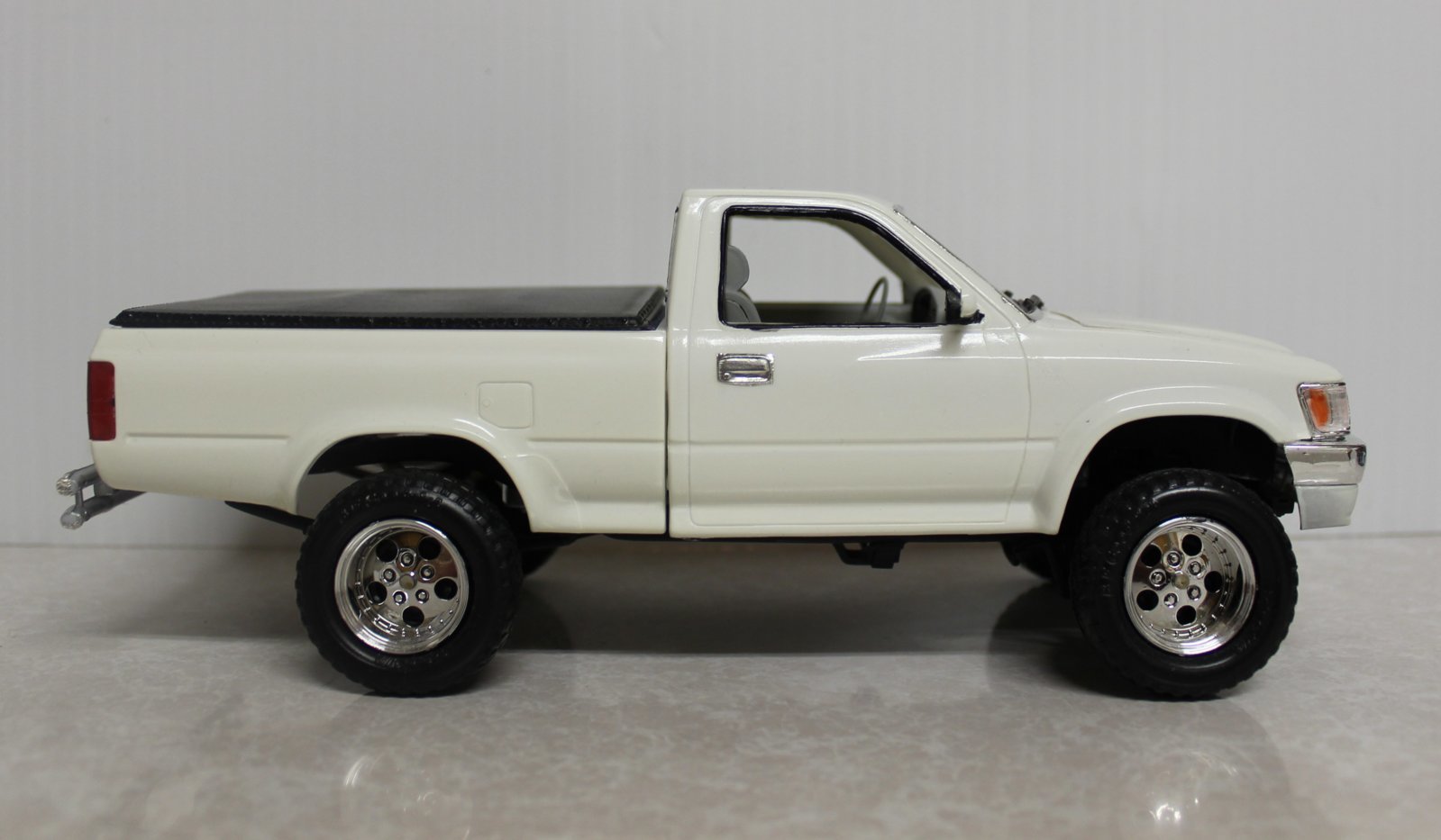 5323 hot wheels 020.jpg