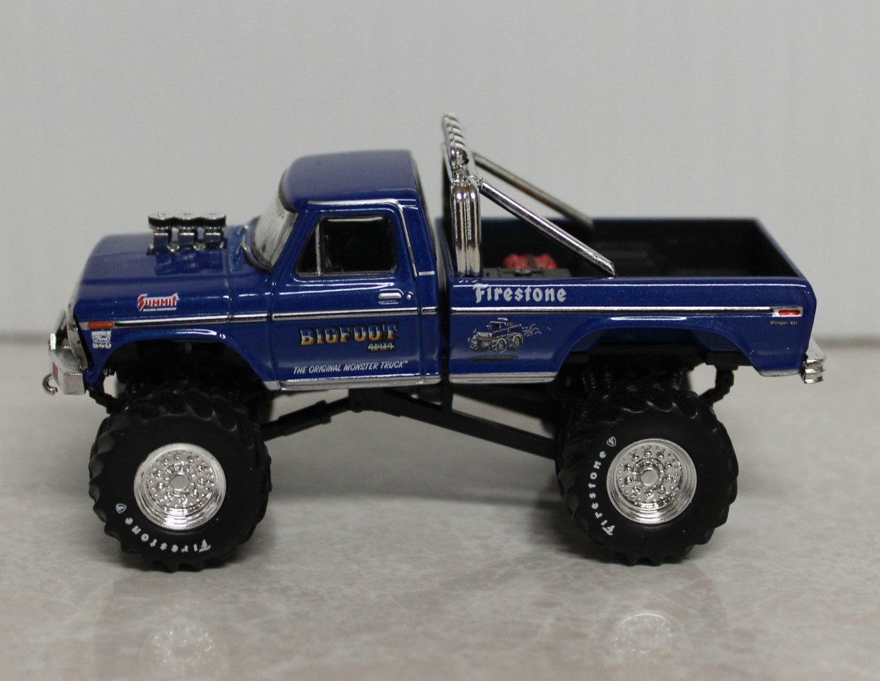 5323 hot wheels 124.jpg