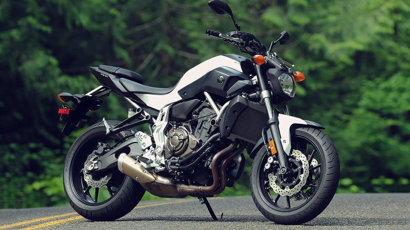 546b43507eeb1_-_2015_yamaha_fz_07_press_001-lg.jpg