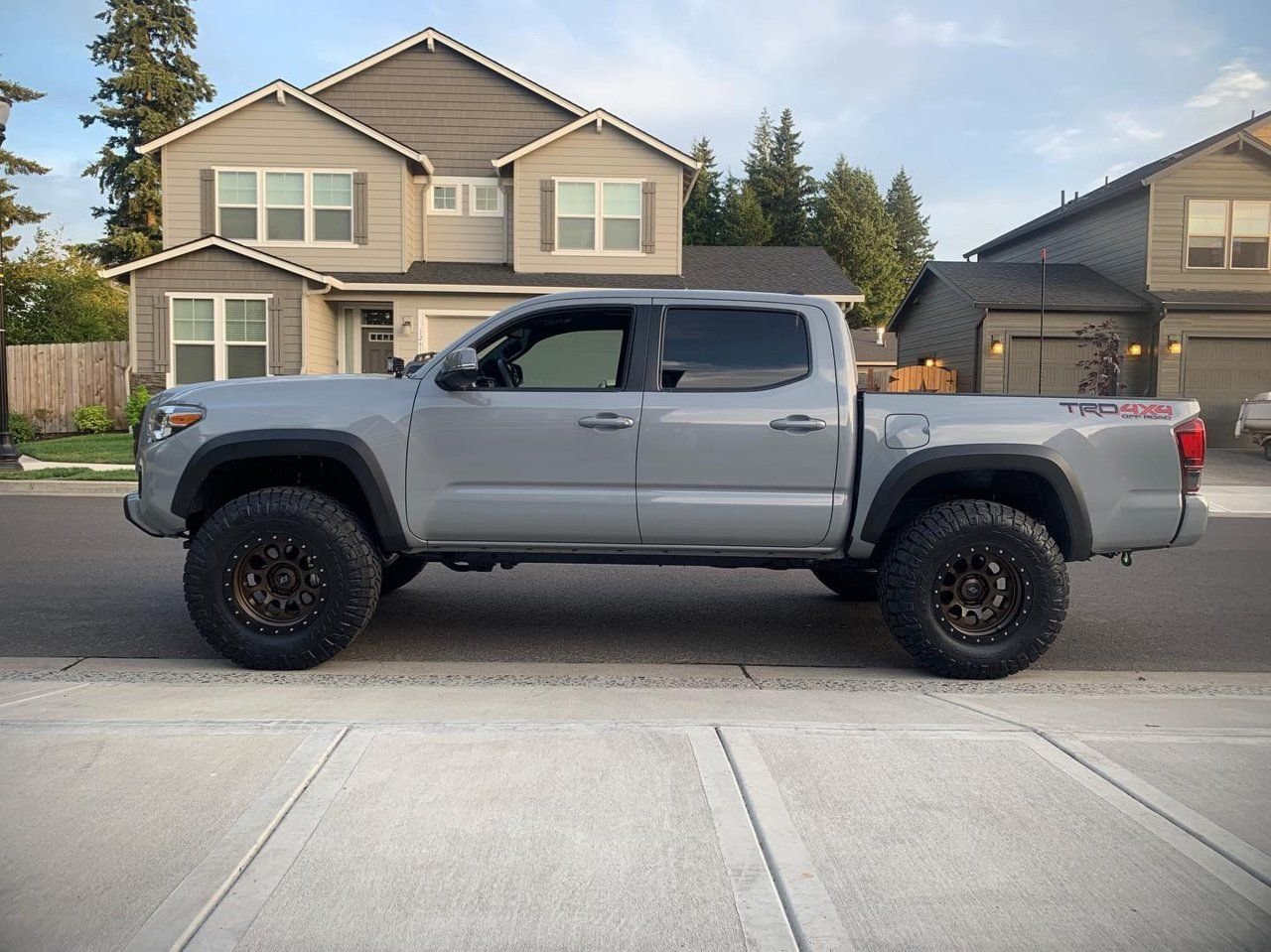 Stealth Custom Series F5 * Photo thread * | Page 92 | Tacoma World