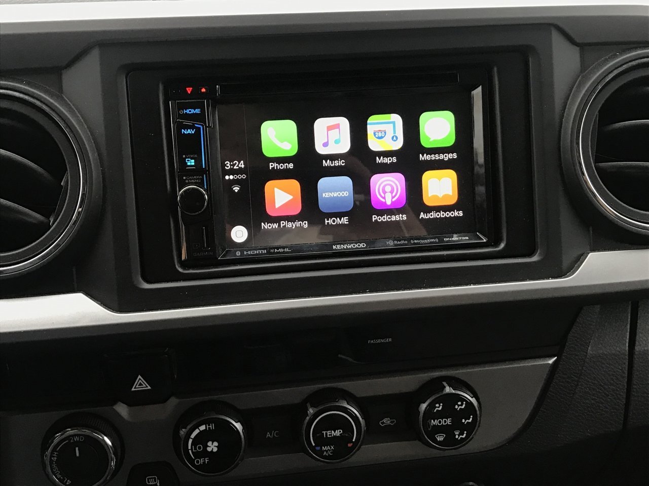 Toyota shops Tacoma 2019 TRD PRO Headunit 3rd Gen