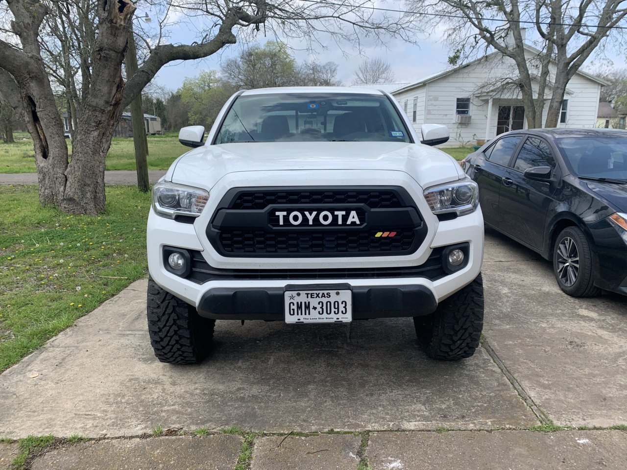 Grille badge placement on SR grille? | Tacoma World