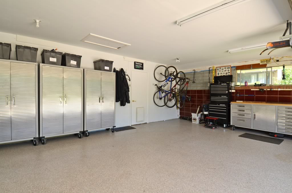5916_s_crocker_st_MLS_HID678436_ROOMgara_442f757402441af9b6b538635d8f54b0a3835d90.jpg