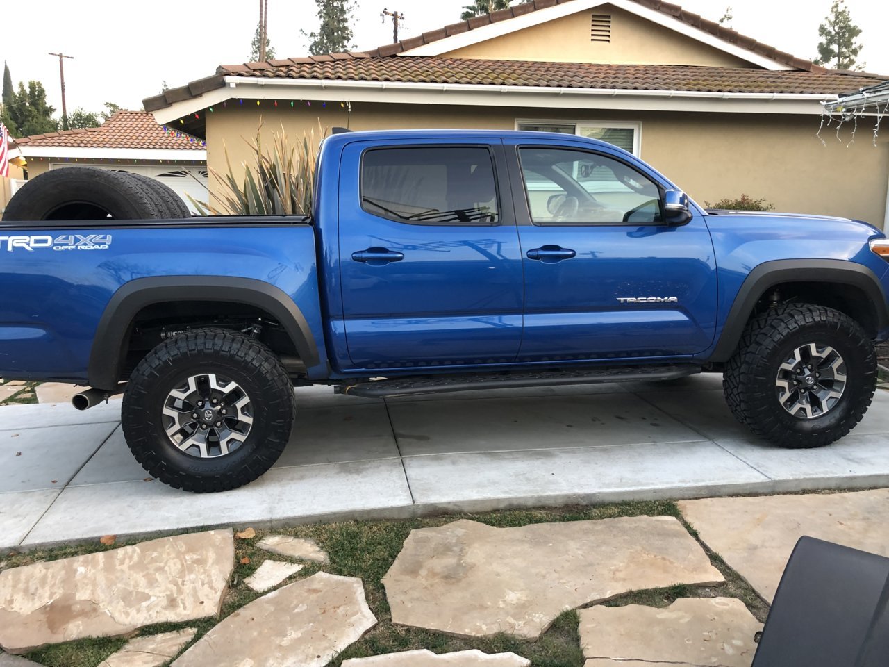 3 inch Icon lift with stock tires | Tacoma World