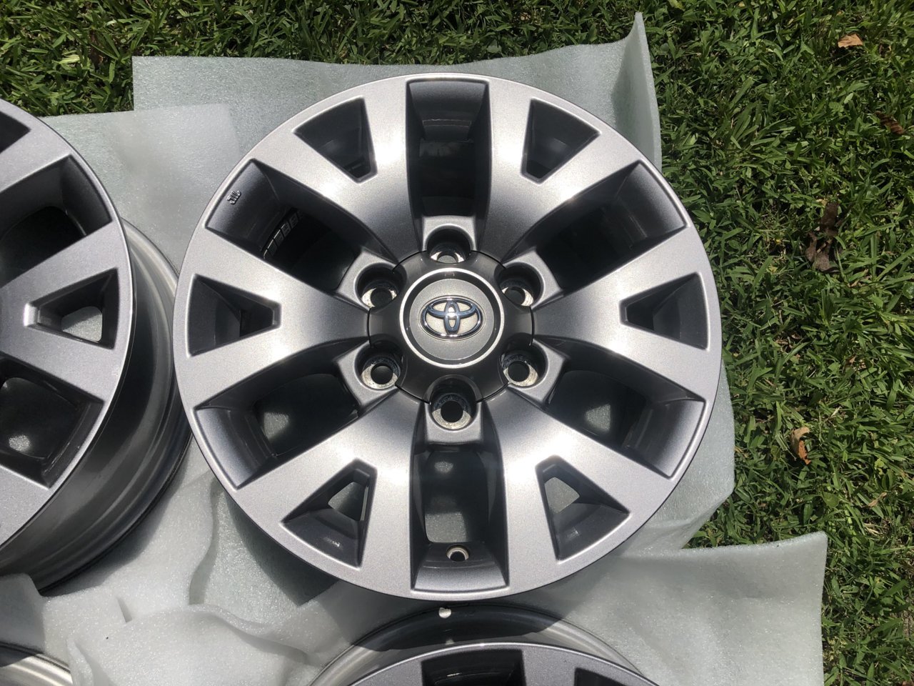 Silver Alloy Wheels with Center Caps | Tacoma World