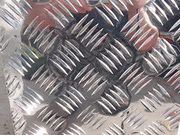 5barraised_14176960c5aeae93baf1d96bc006b1f87c783749.gif