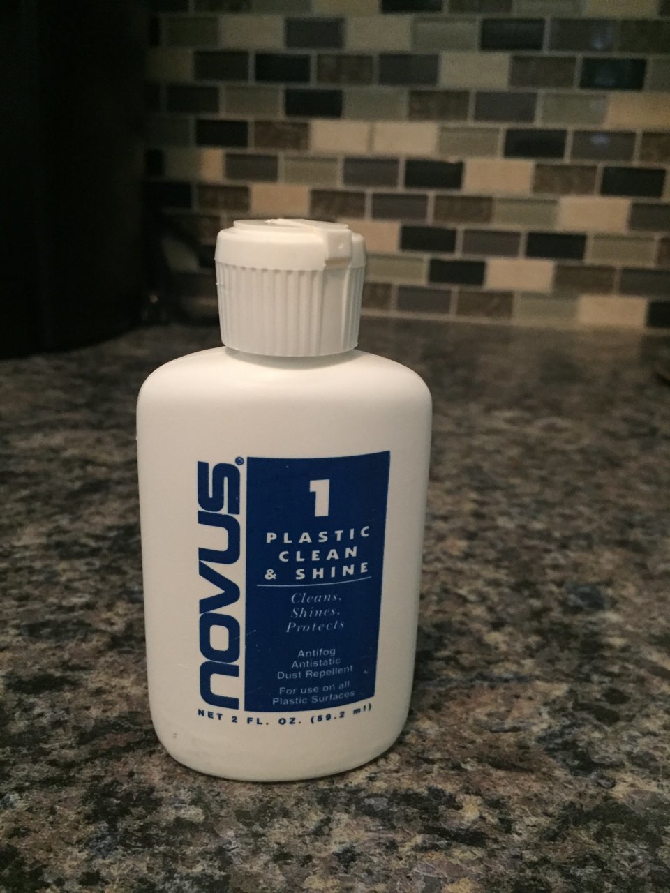 NOVUS 7020 Plastic Polish Clean & Shine #1 - 8 oz Bottle at