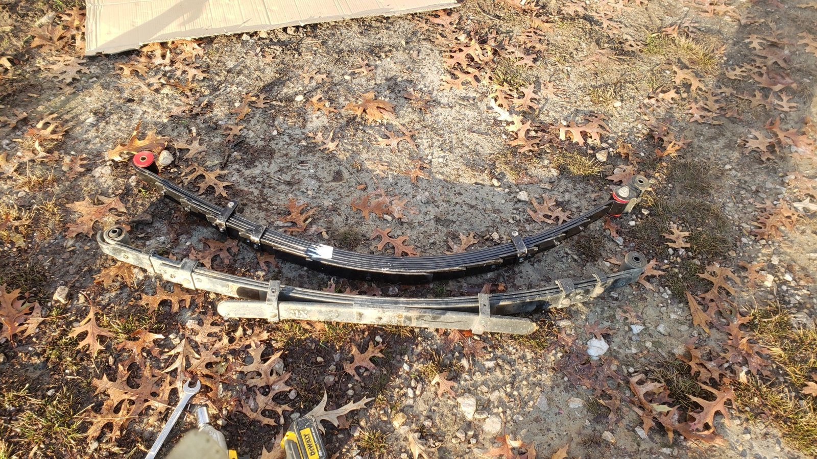 6 inch lift spring vs oem.jpg