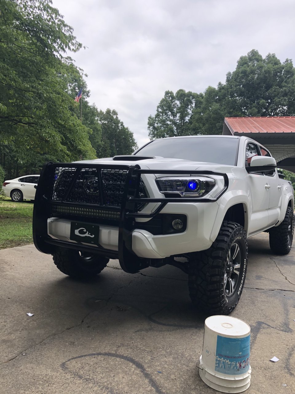 Ranch hand brush guard and light bar World