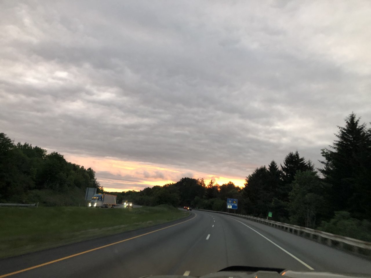61C1D930-6297-4140-965C-629AE9972E8B.jpg