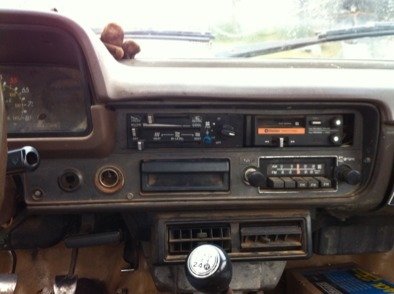 635677d1322433079-1980-toyota-dash-panel_01eb57749d39a421d9ba6b882e254223fa2d82a3.jpg