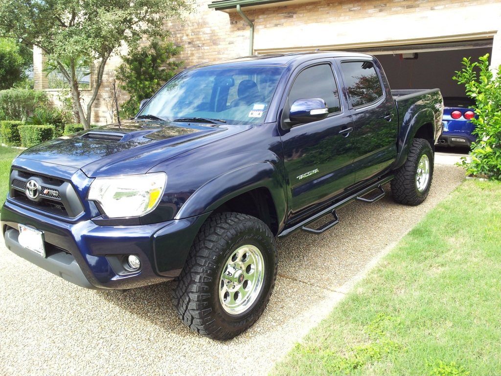 tacoma 2 inch leveling kit