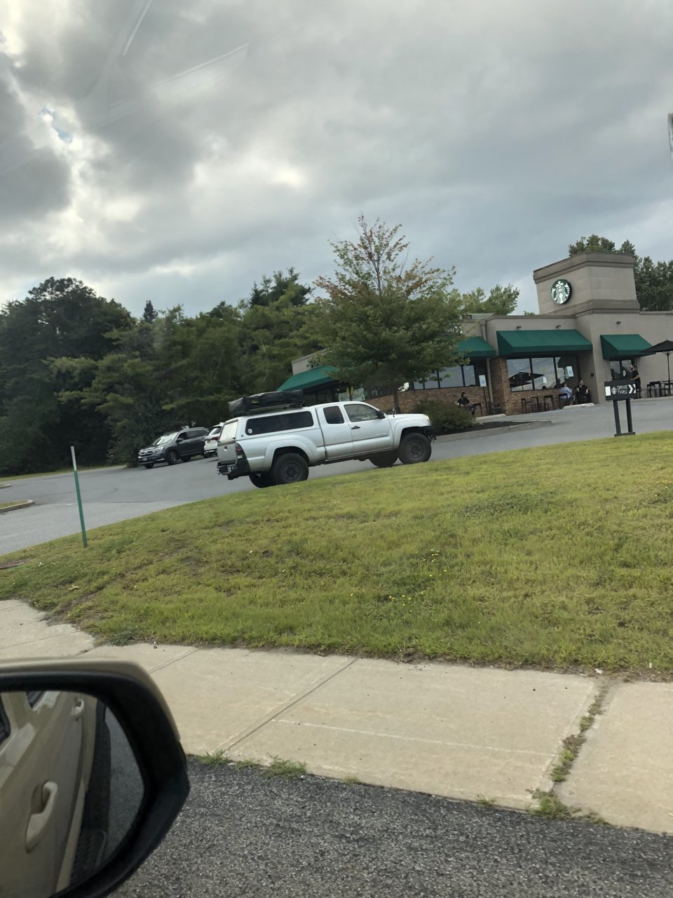 65667398-6717-43BA-B7FC-D5AF84D22C17.jpg