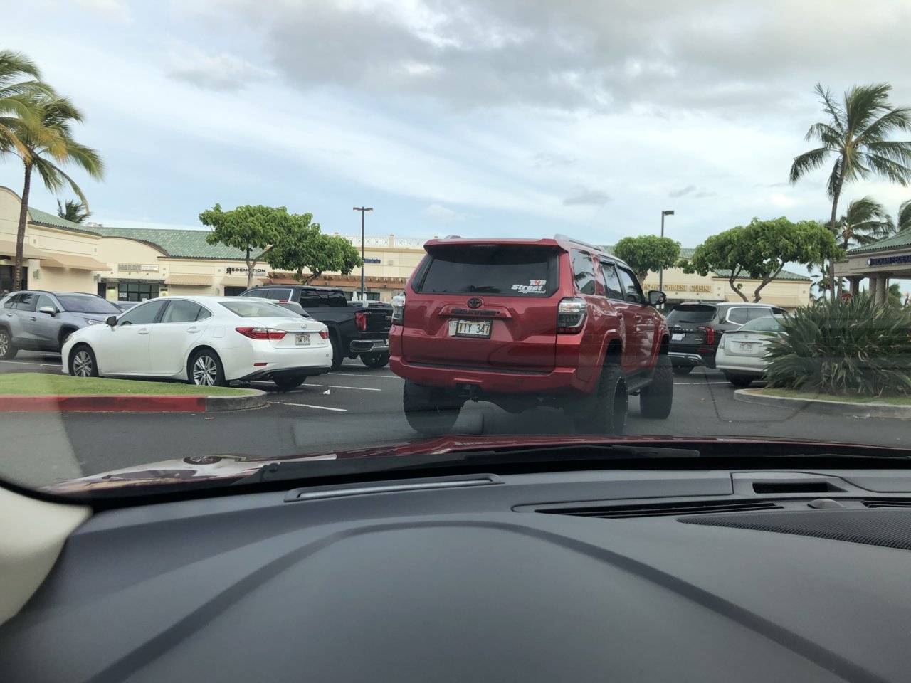660E3E75-20F8-4C82-8C39-B66A0A3B48DC.jpg