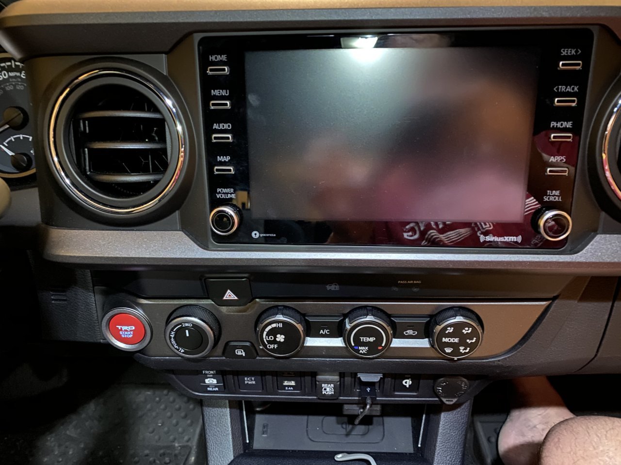 6AE89DFD-DC8D-41C6-98D5-BAC83D66E097.jpg