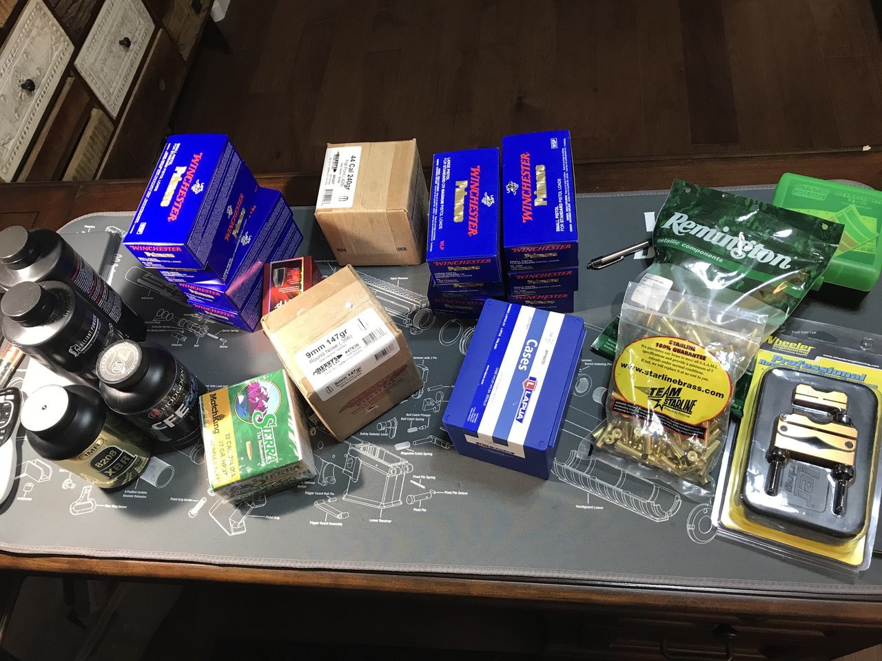 6BA9BA6A-3D17-46C2-A86F-298B56151A28.jpg