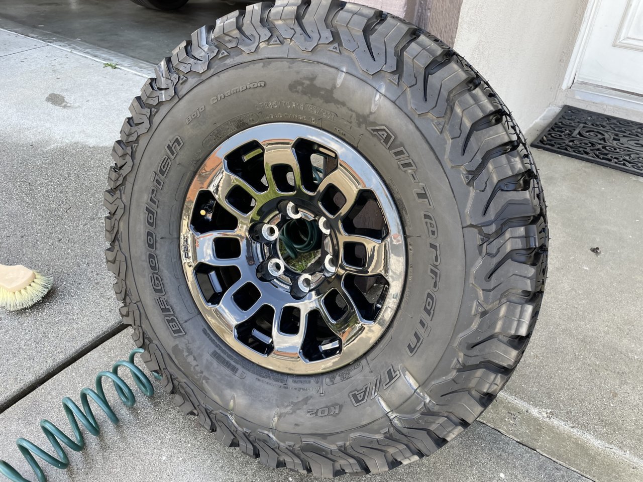 FS: SoCal Toyota Tacoma TRD Pro Wheel BF Goodrich All Terrain K02 285 ...