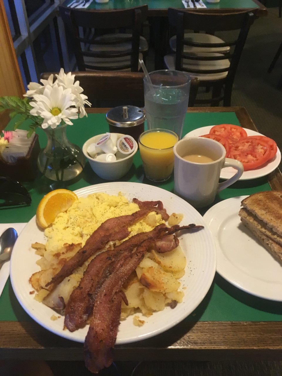 6F4BF551-F764-4192-95D0-B8AC7FDF57C1.jpg