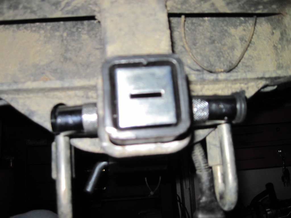 6KMCwTrimaxantirattlelockpin11_fdd2e59dfadbf010a18989430ea4ce19c3807a62.jpg