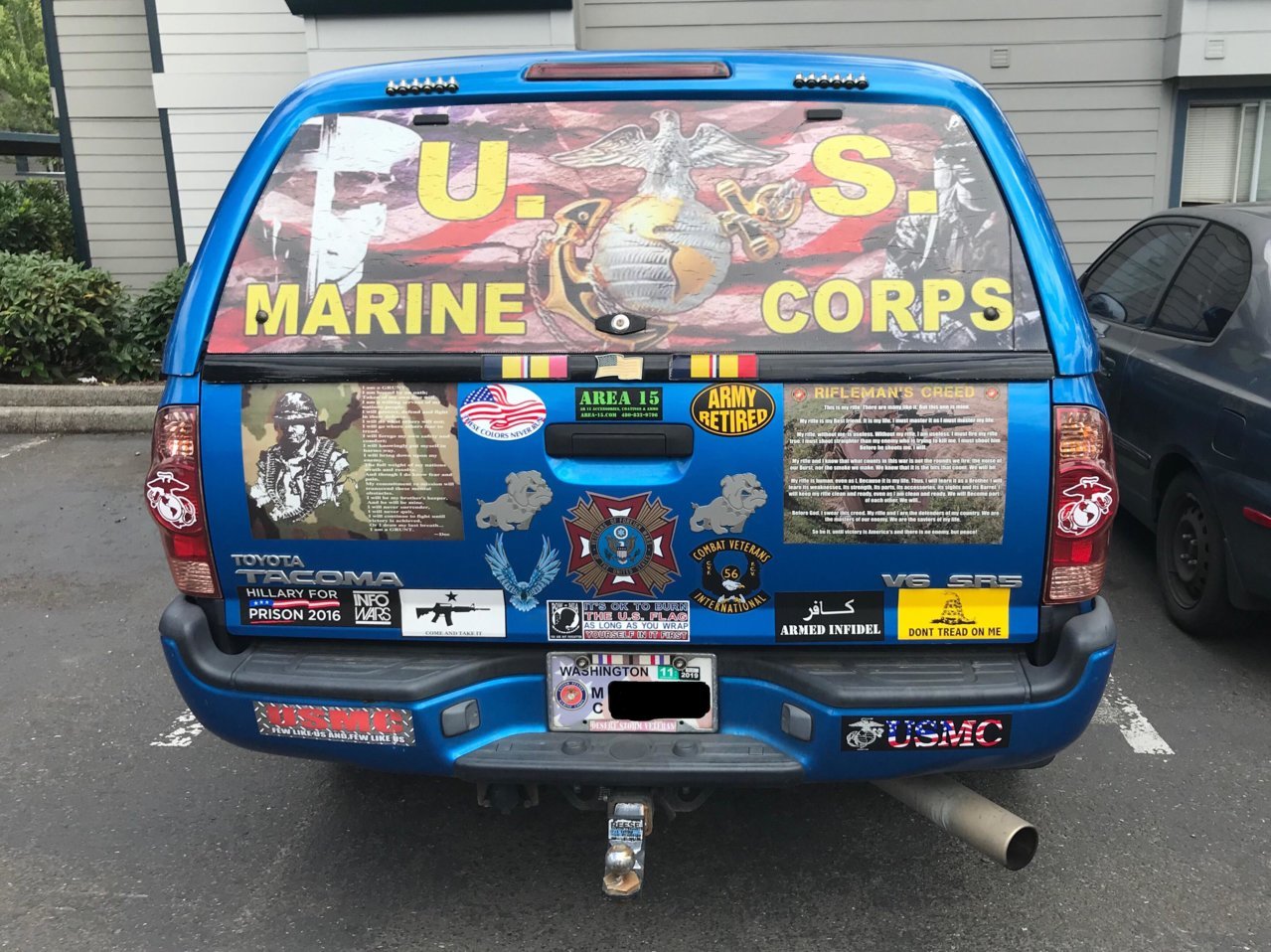 6vm12hpmo0i31.jpg