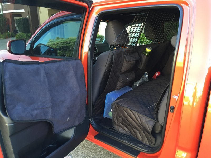 2016 4runner dog barrier