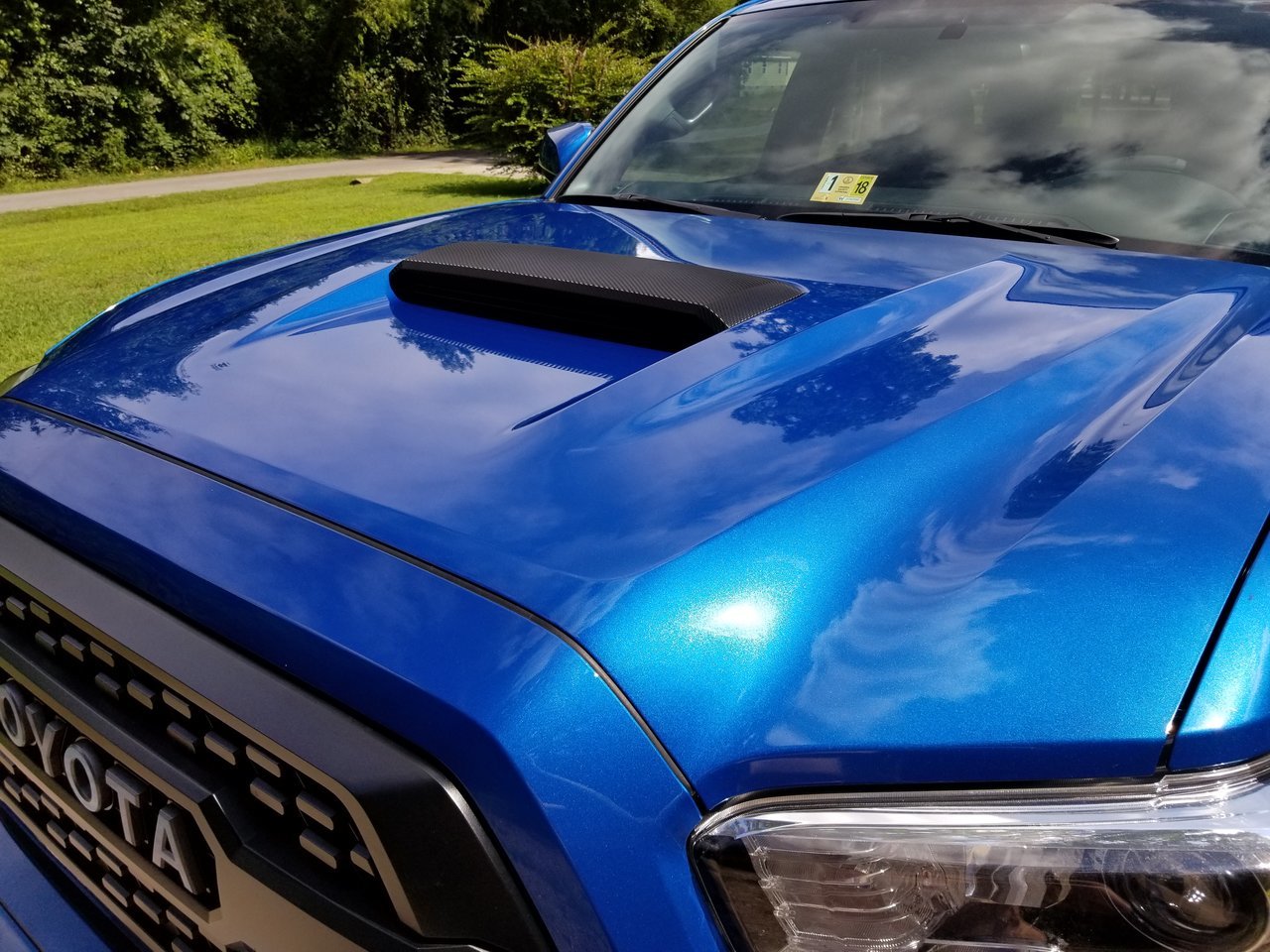7-17-17 Carbon Fiber Hood Scoop 1.jpg