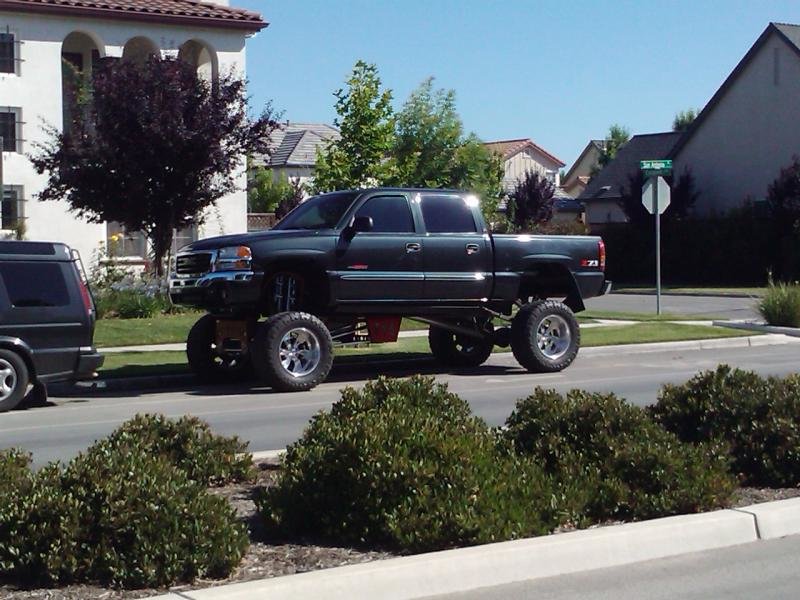 702770d1350672509-big-gay-truck-land-gay_d39ffd158d589aaef9f382470e8818336f876970.jpg