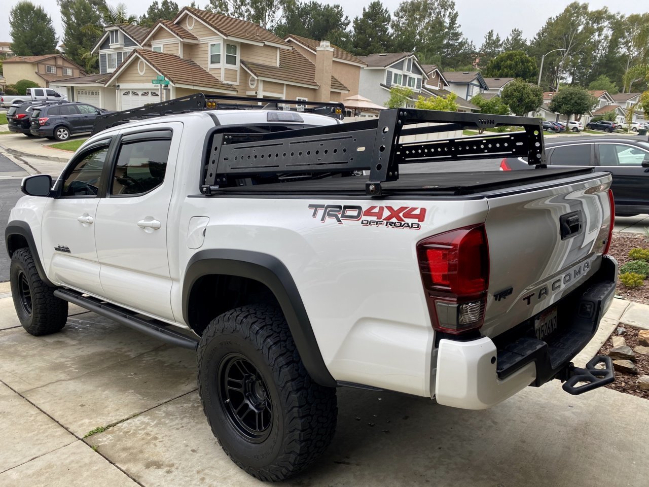 bed rack that is tonneau capable.. | Tacoma World