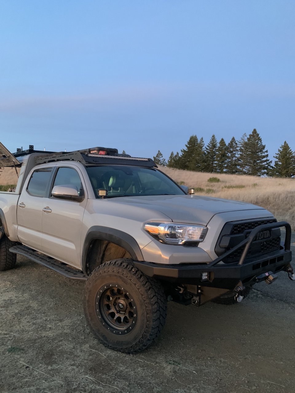 WTT 5 SCS Ray10 five 16x8 matte dark bronze w/ STMaxx 265/75r16 for ...