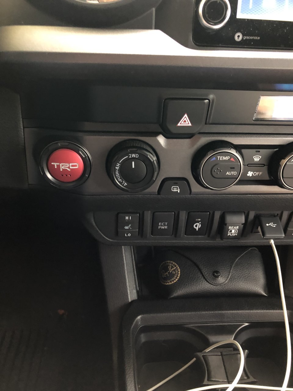 76F3A488-0BB7-47C9-AFE3-1C76C05587B8.jpg