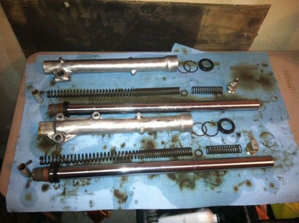 7734d1390360424-my-82-cx-500c-n00b-build_1627d5a60ba4654194cf36baeceb125c65082f11.jpg