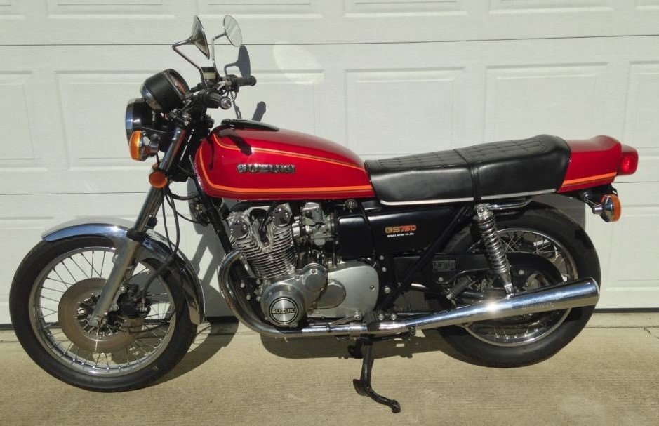 77GS750.jpg