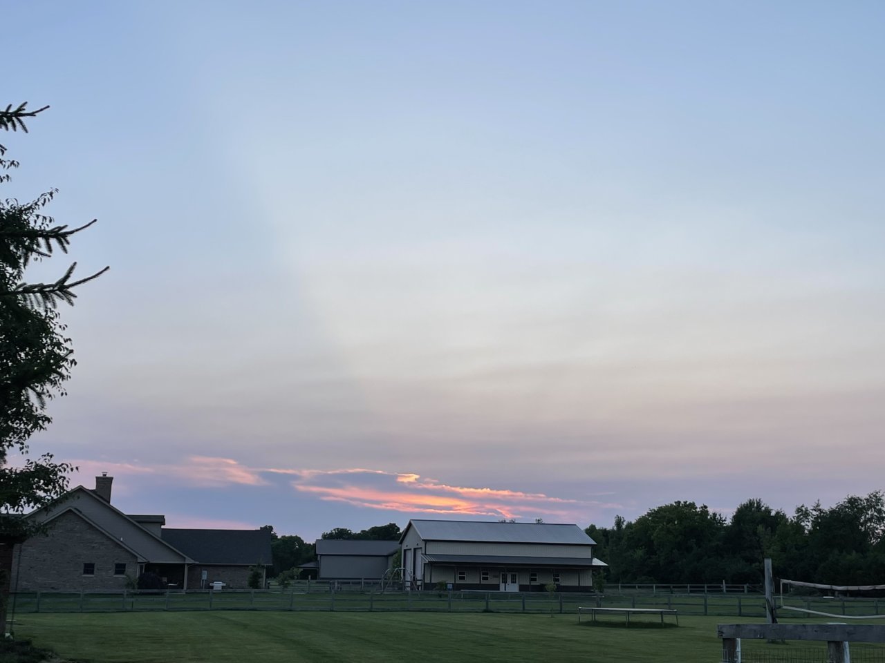 7EB74B12-9D15-4D9B-B342-35A8DA3EA37F.jpg