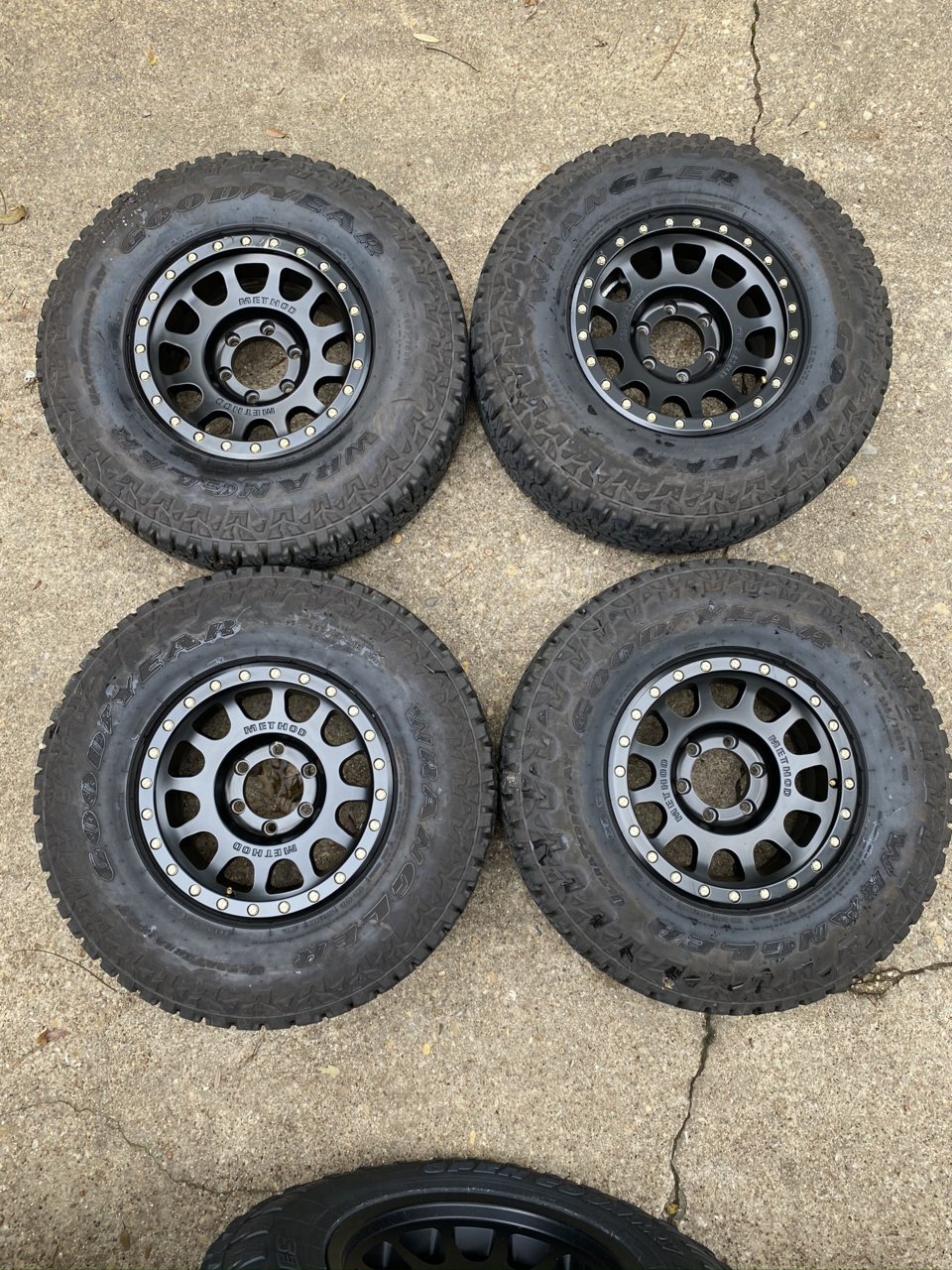 7FB52C56-814F-4F28-B56F-37F96591C2C7.jpg