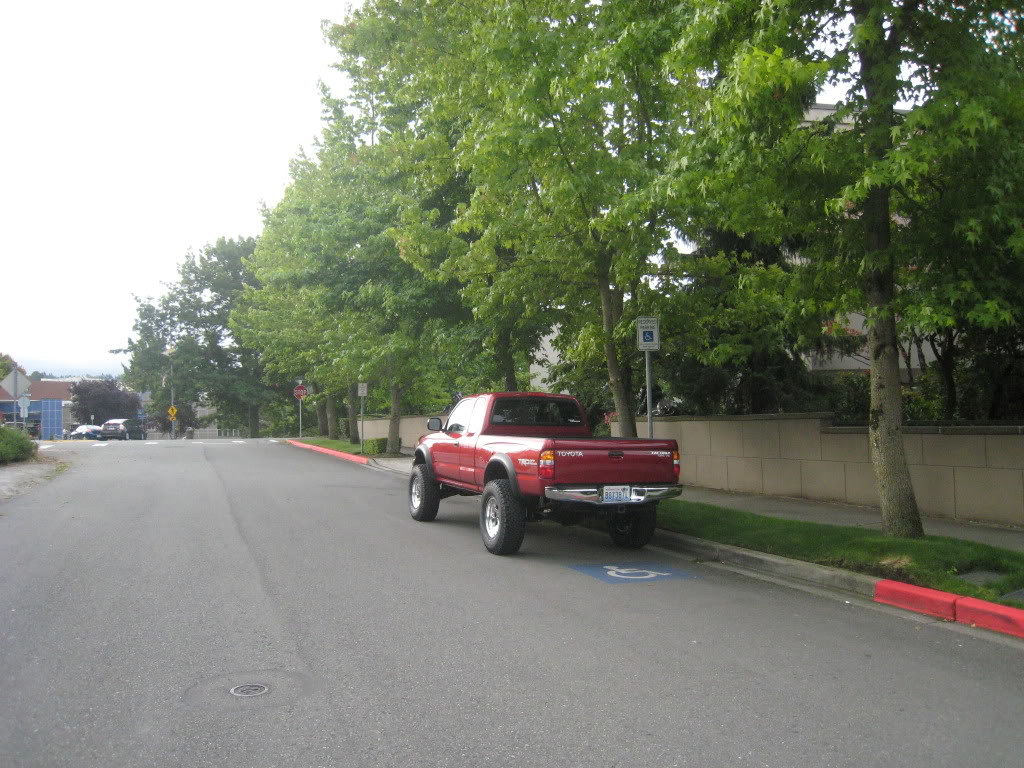 8-22-2011082_bc0b1ceb599369ceb9bbbfcd998f53554d62640f.jpg