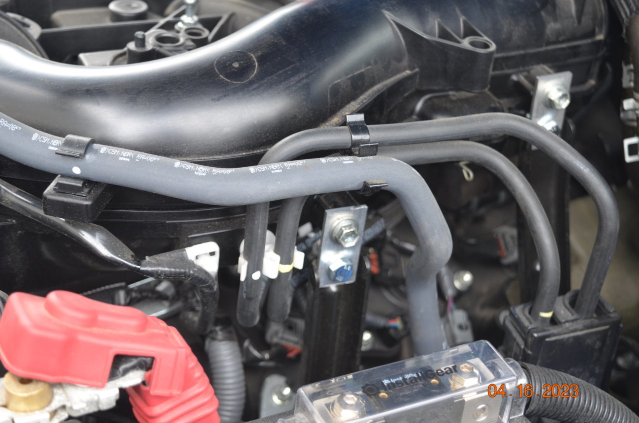 8- Manifold brace spacers installed (2).jpg