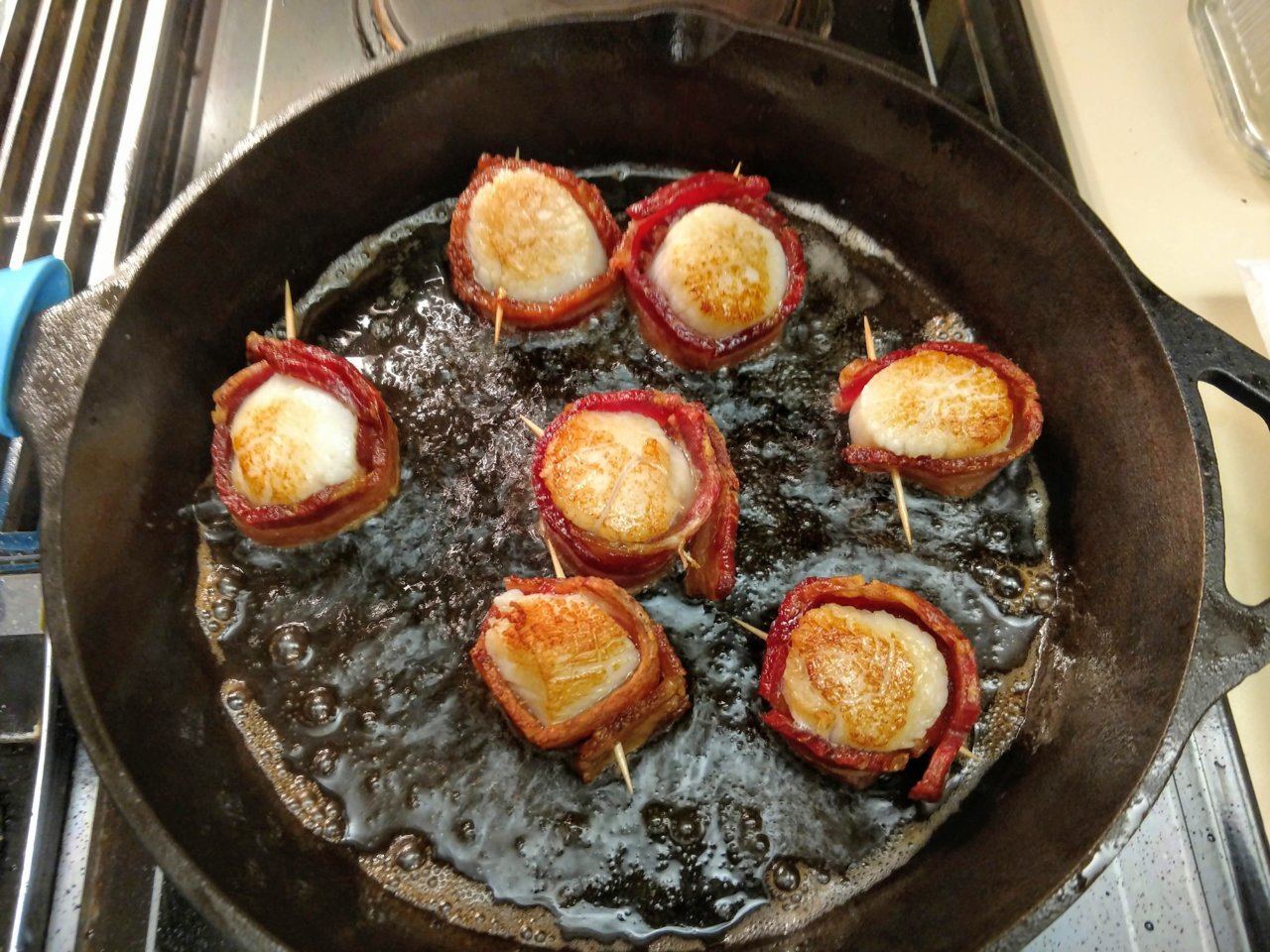 8 scallops bacon grease.jpg