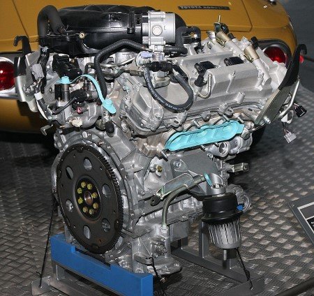 800px-2004_Toyota_4GR-FSE_Type_engine_rear (Custom).jpg