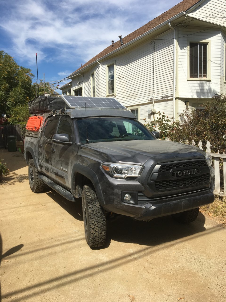 Toyota tacoma deals solar panel