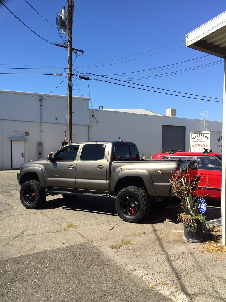 81742FC5-CDAF-4FFF-9EF8-262F2FE601E3.jpg
