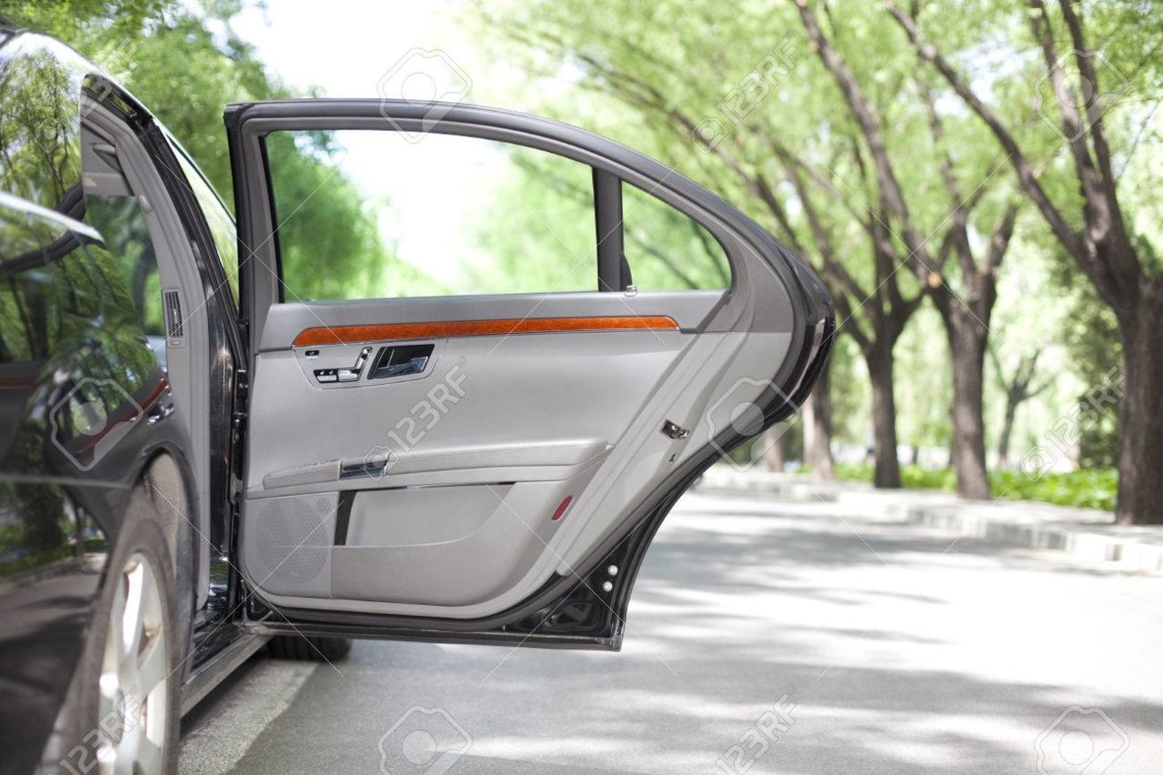 81821619-opened-car-door.jpg