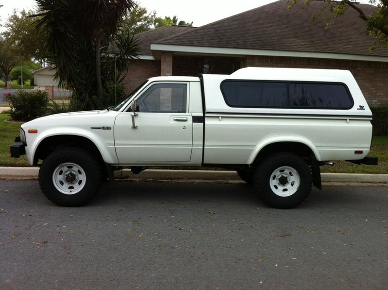 82 Toyota.jpg