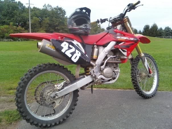 8532_10100104481844434_9360680_6243_5f6de942cc250068f7b85cf2a65e0628f0c8d63b.jpg