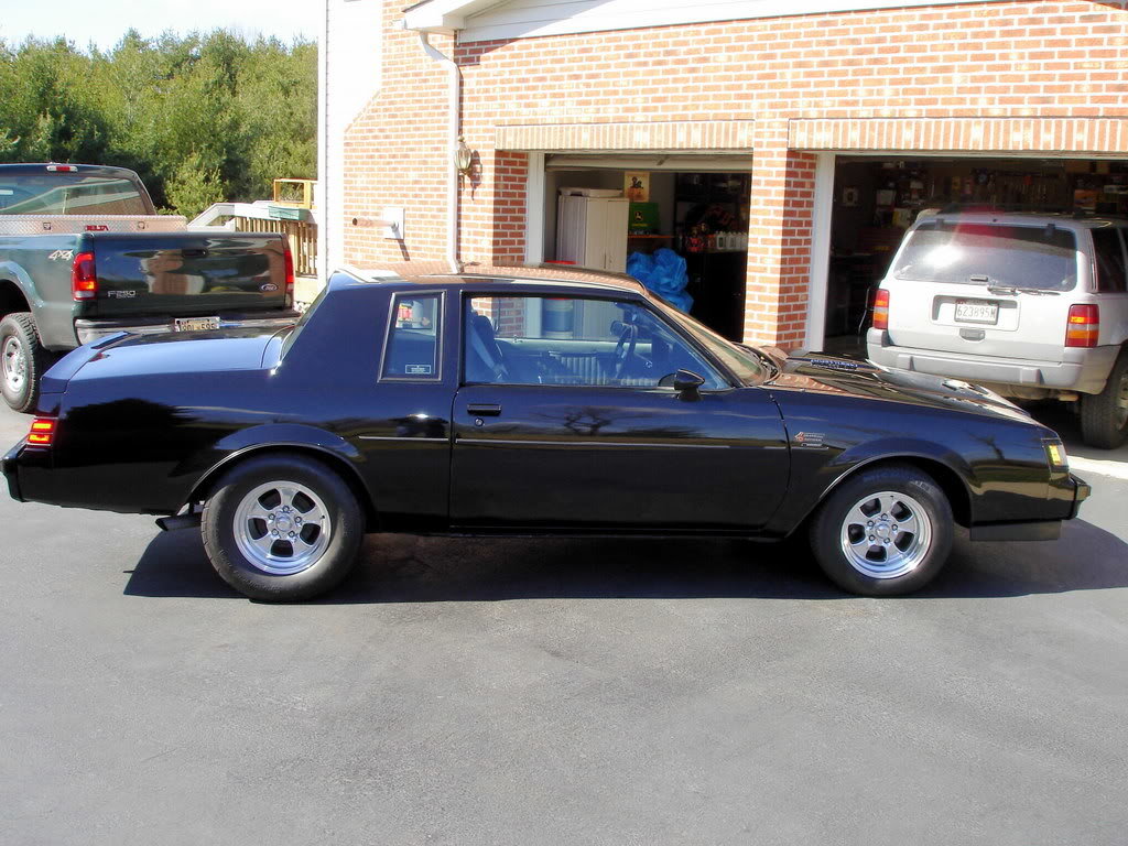 87BuickGN-08_0d09748f0b110ac0a72c5691b9114e809ebff529.jpg