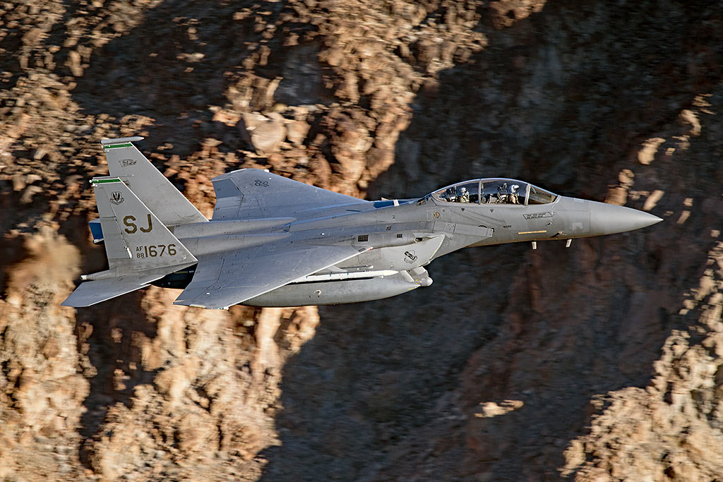 88-1676-F-15E-SJ-335FS.jpg