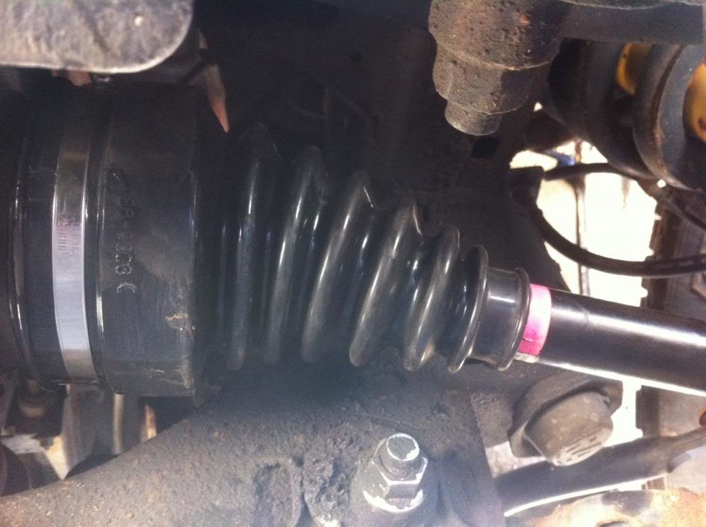 89753d1346792240-do-my-cv-axles-need-rep_4865a4d5b64ed39a35045299e2671beb7bce7f17.jpg